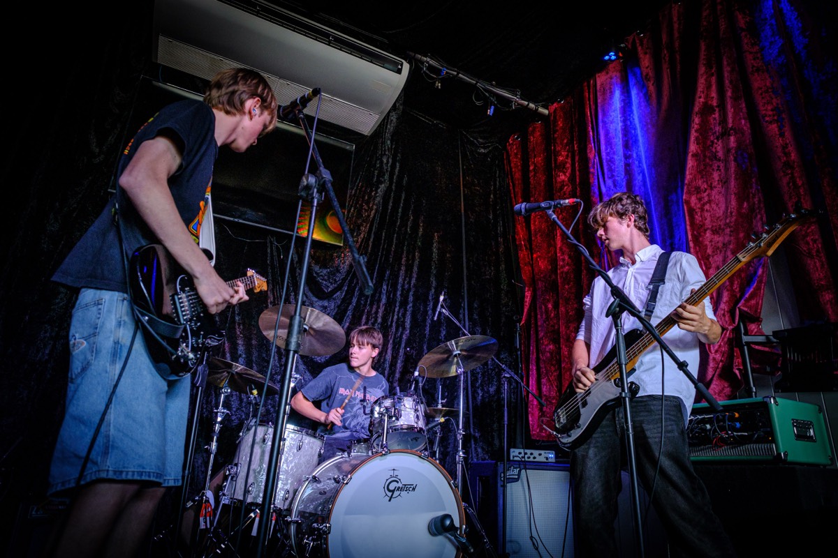 Two Charlies & Eli performing