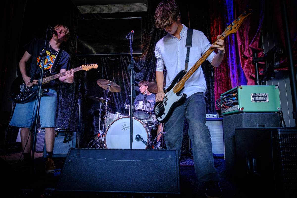 Two Charlies & Eli performing