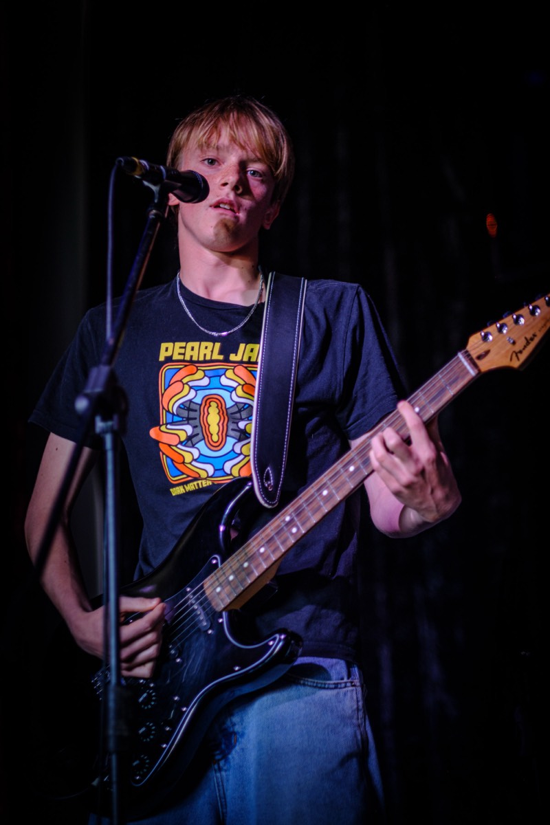Two Charlies & Eli performing