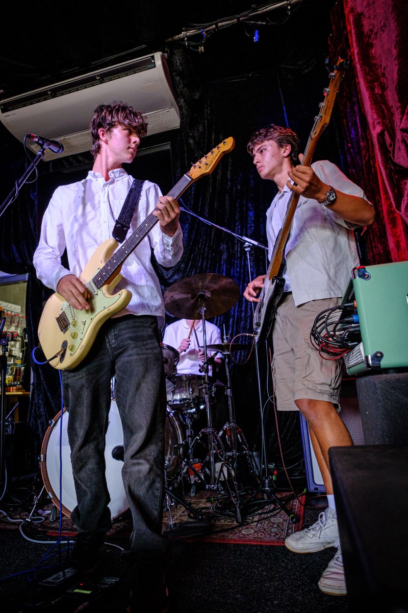 The White Collars performing