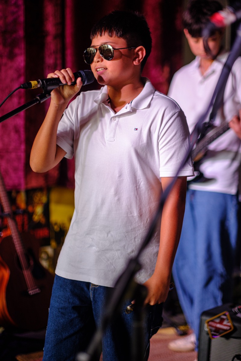 The White Collars performing