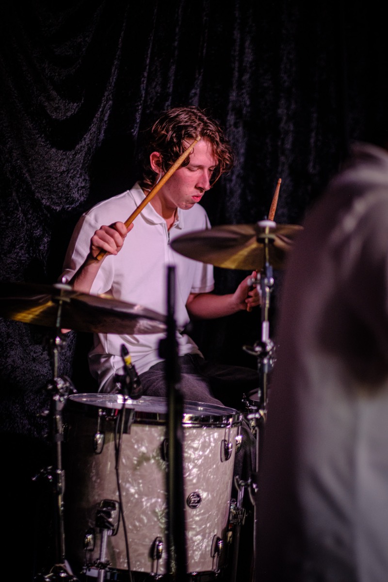 The White Collars performing